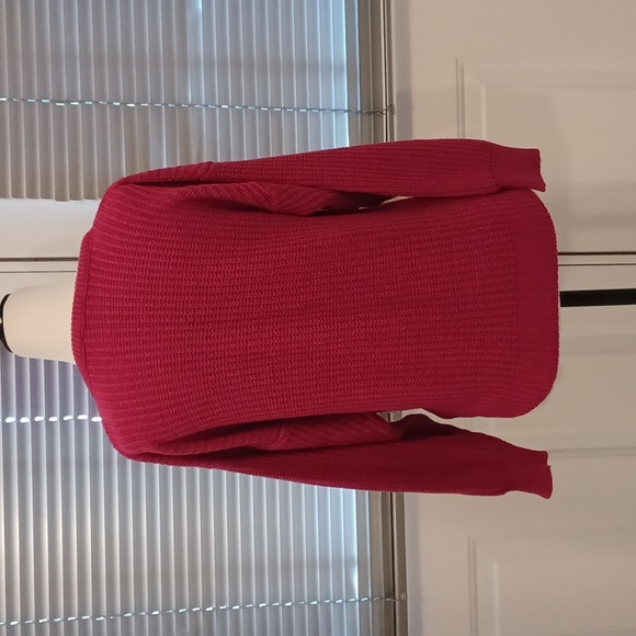 4/$40 Magenta Knit Sweater - Size Medium - Picture 4 of 5